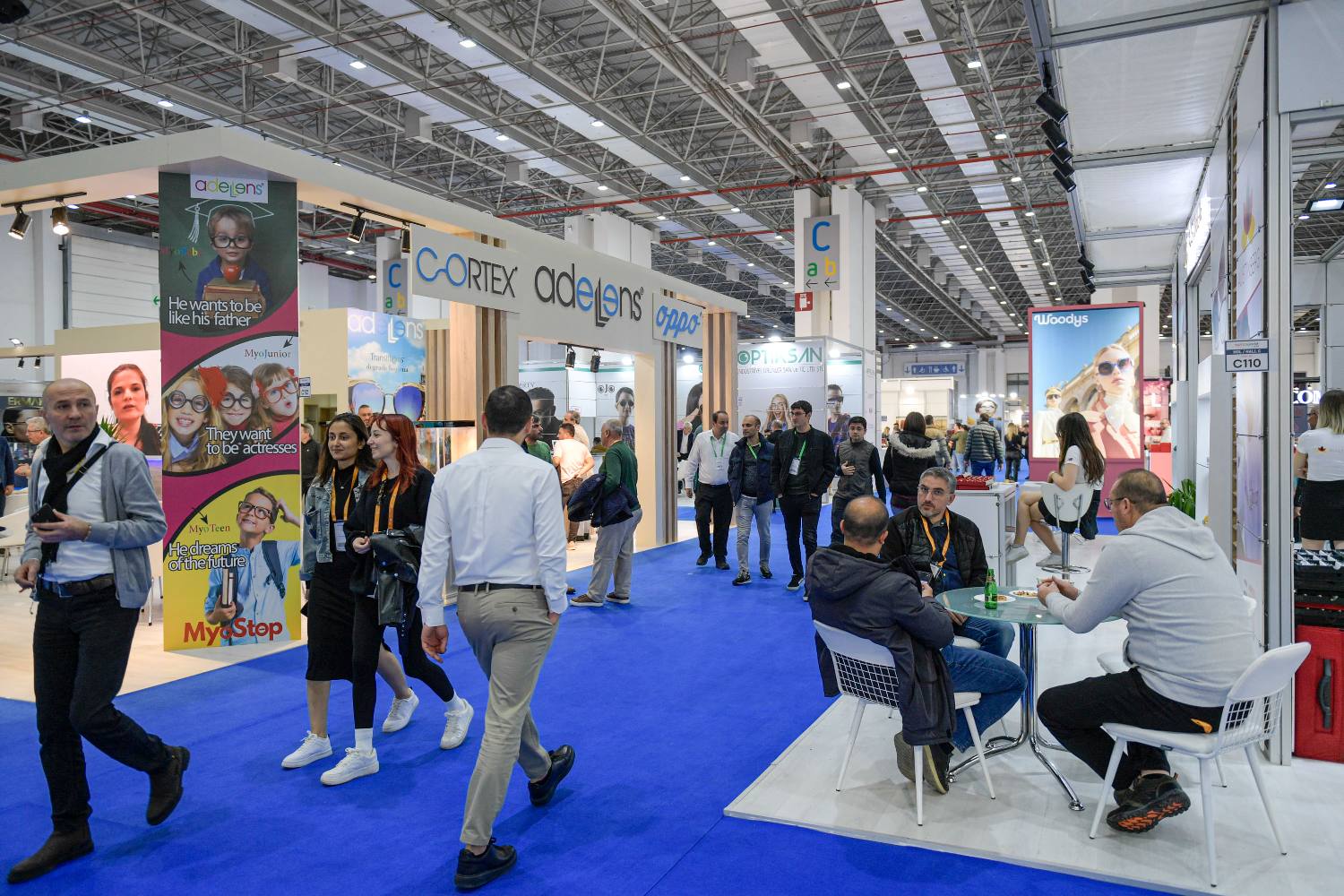 Optic World Fuarı söyleşileri ile sektöre ışık tuttu 