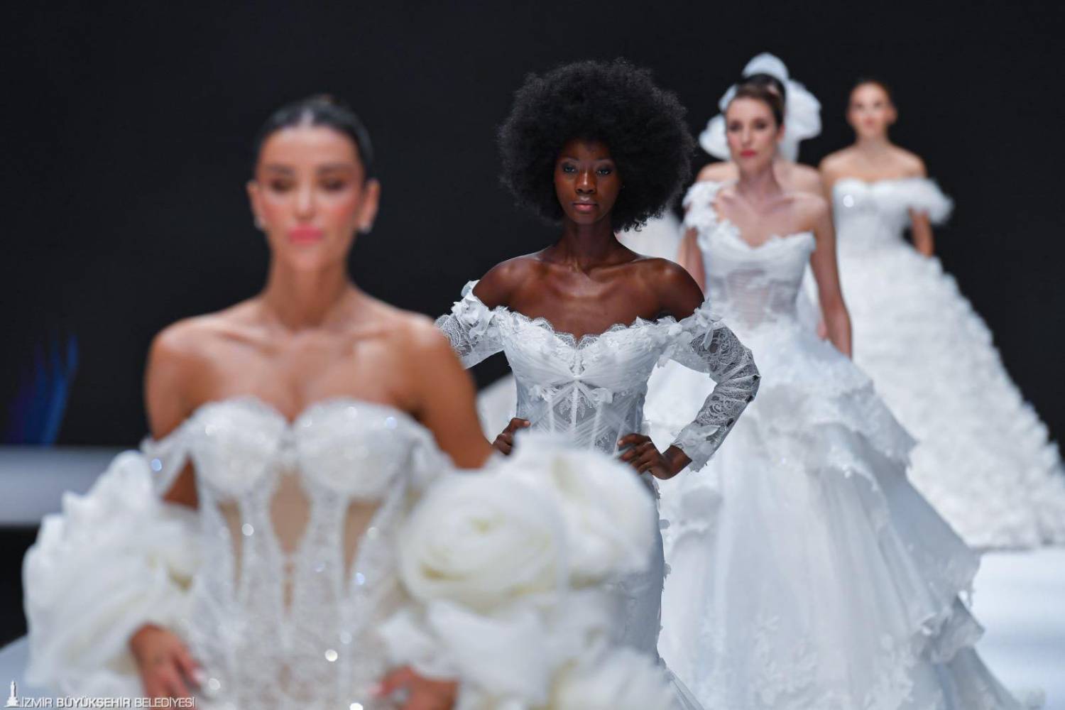 IF Wedding Fashion İzmir’e görkemli açılış