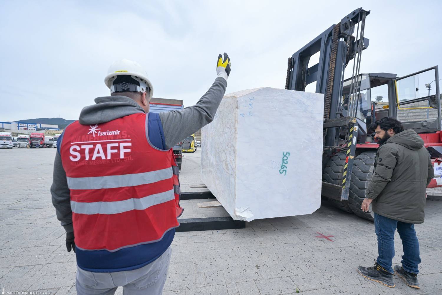 İzmir Mermer Fuarı’nda iki Eyfel Kulesi ağırlığında doğal taş sergilenecek